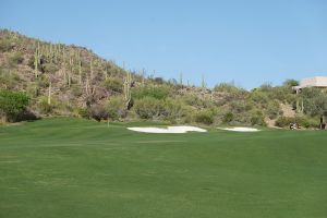 Gallery (North) 18th Approach